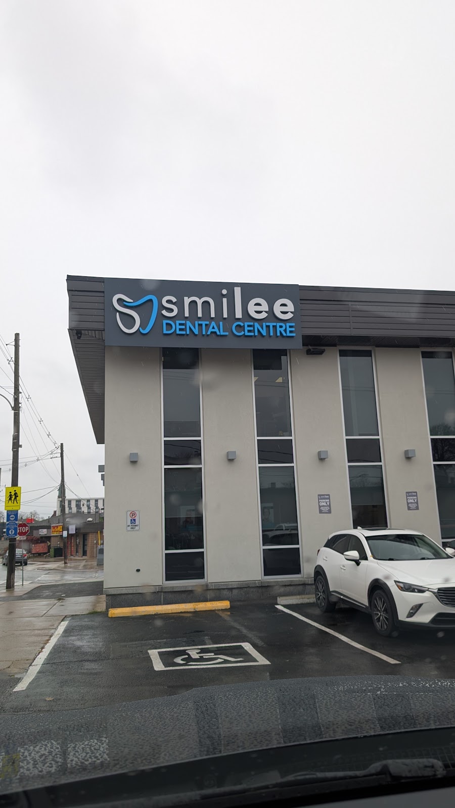 Smilee Dental Centre dental clinic in Thorold - Photo 8