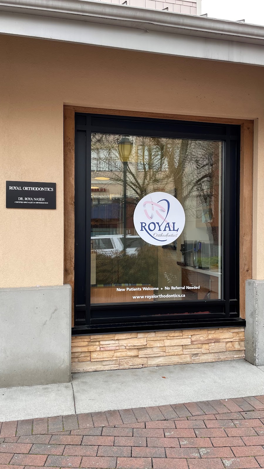 Royal Orthodontics dental clinic in West Vancouver - Photo 7