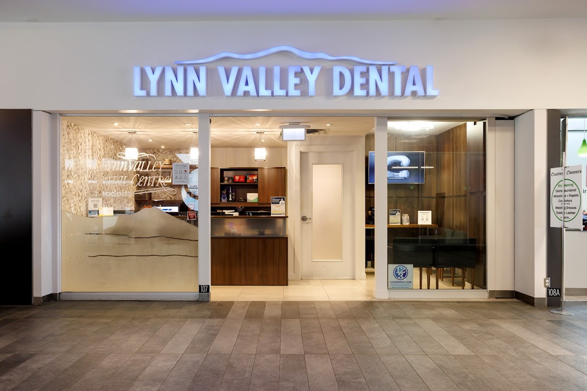 Lynn Valley Dental Centre dental clinic in North Vancouver - Photo 1