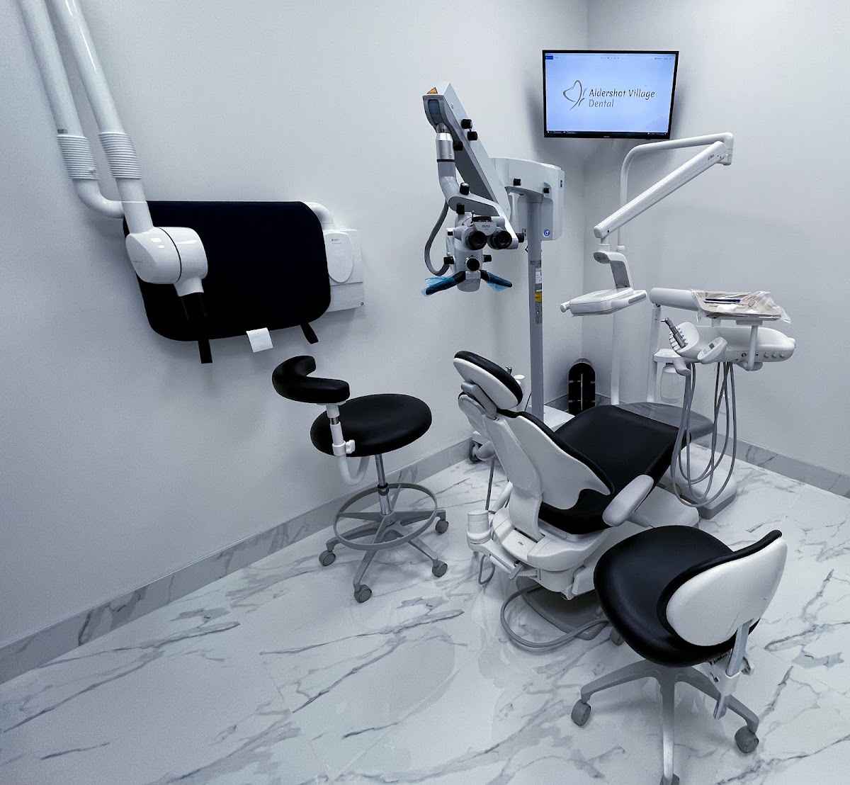 Aldershot Village Dental dental clinic in Burlington - Photo 1