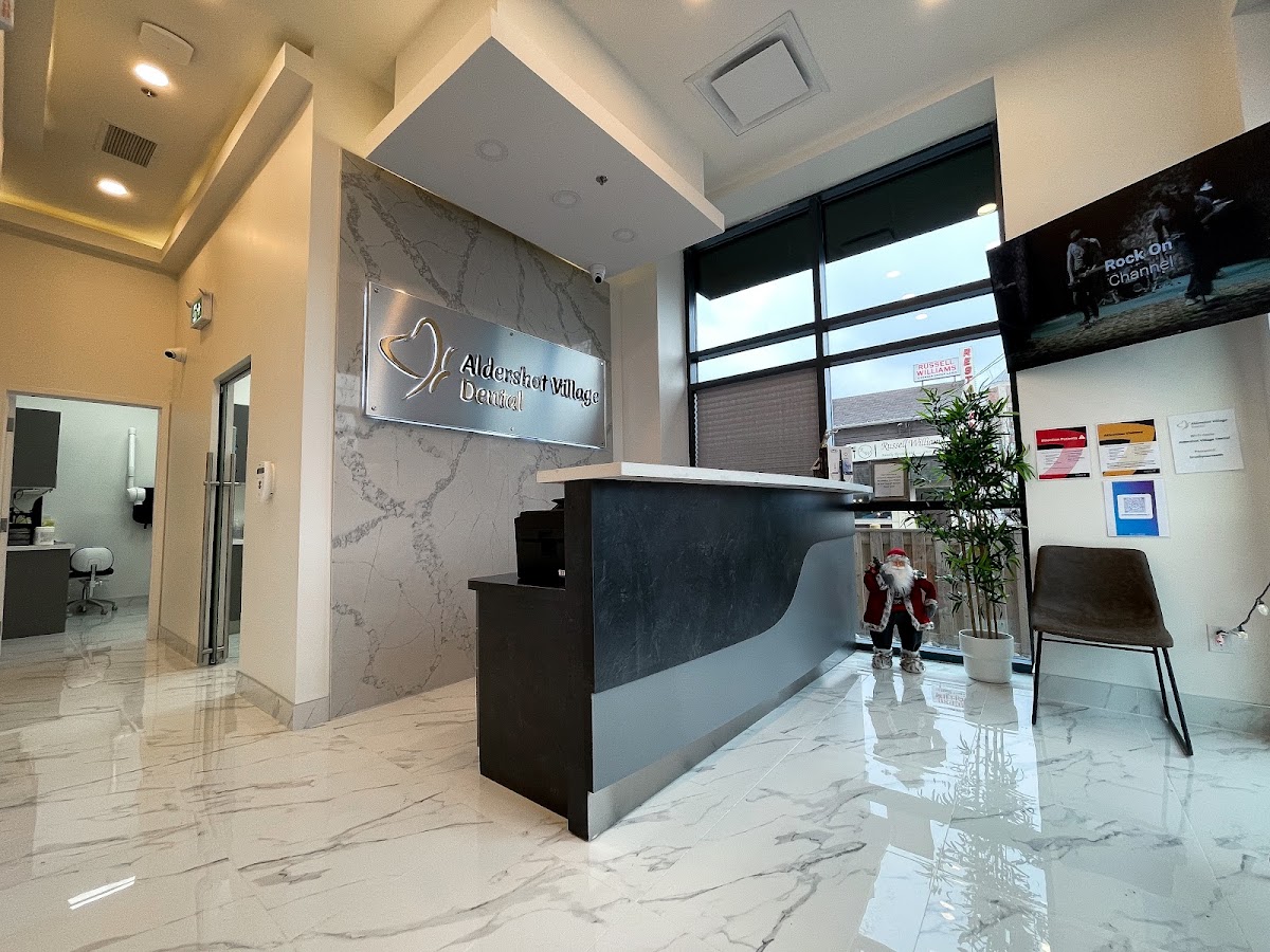 Aldershot Village Dental dental clinic in Burlington - Photo 2