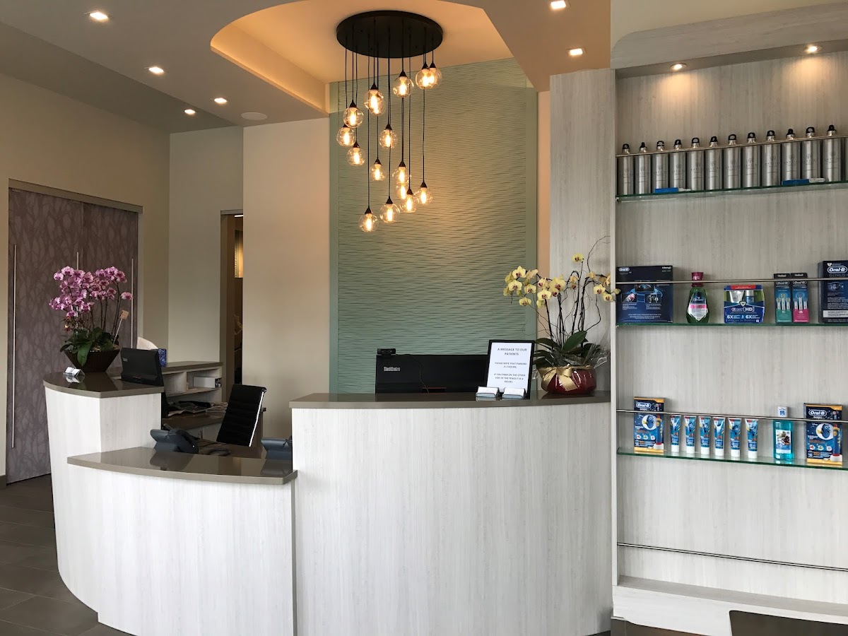 Bayside Family Dentistry dental clinic in West Vancouver - Photo 1