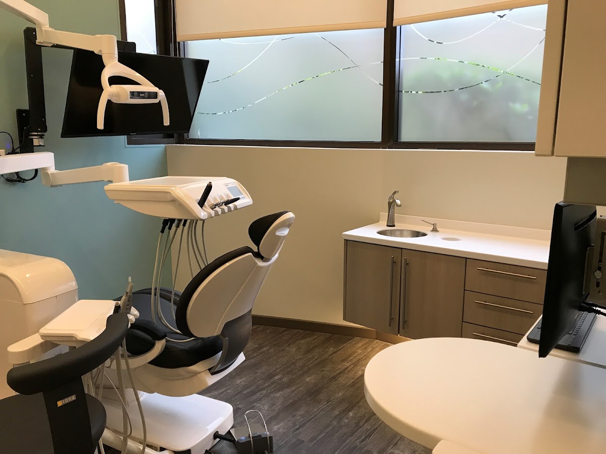 Bayside Family Dentistry dental clinic in West Vancouver - Photo 2