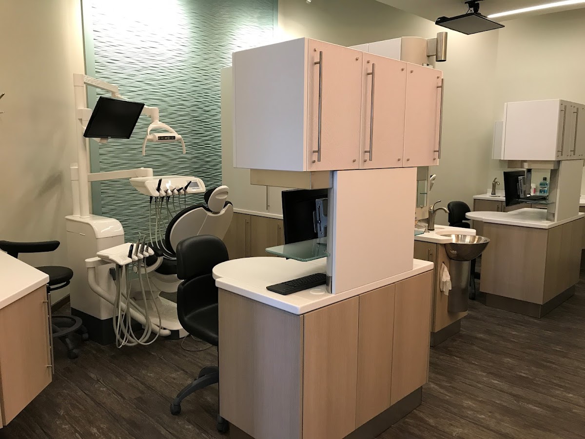 Bayside Family Dentistry dental clinic in West Vancouver - Photo 4