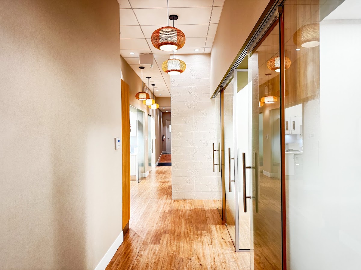 IQ Dental dental clinic in North Vancouver - Photo 6