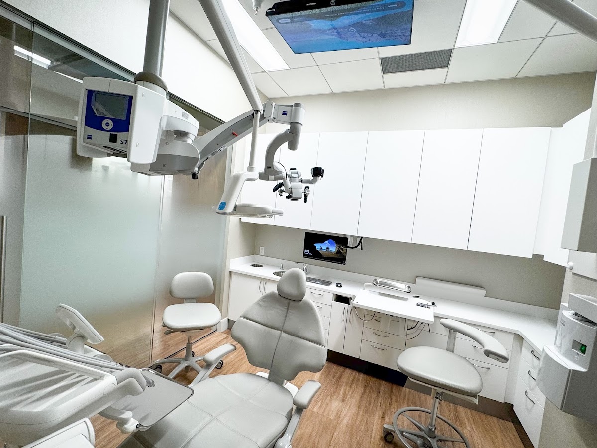 IQ Dental dental clinic in North Vancouver - Photo 8