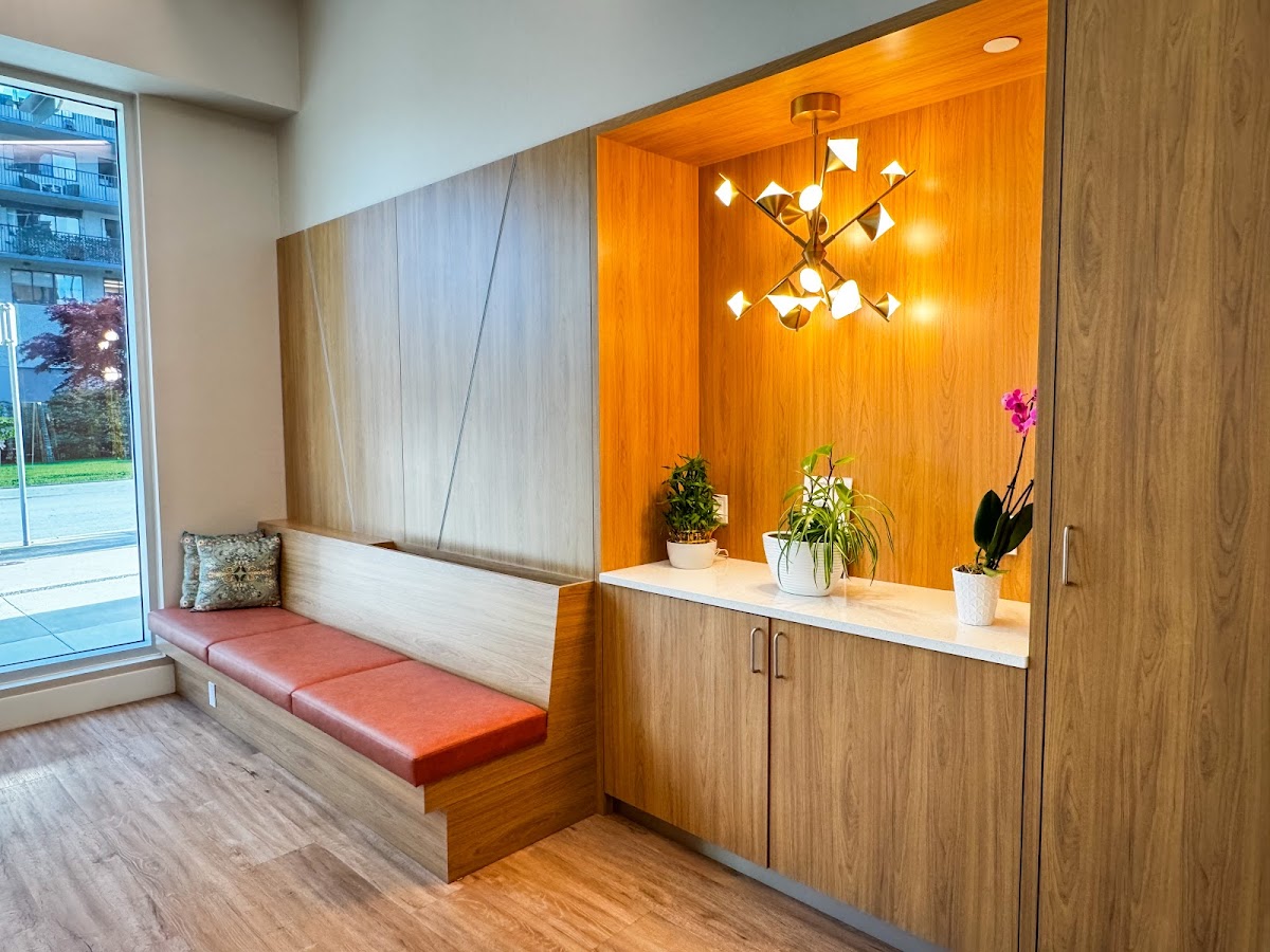 IQ Dental dental clinic in North Vancouver - Photo 10