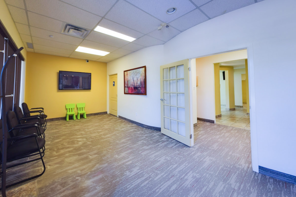 Paramount Dentistry- Paramount Dr. dental clinic in Hamilton - Photo 10