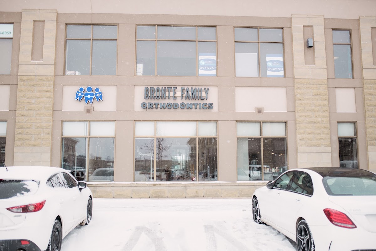 Bronte Family Orthodontics dental clinic in Milton - Photo 7