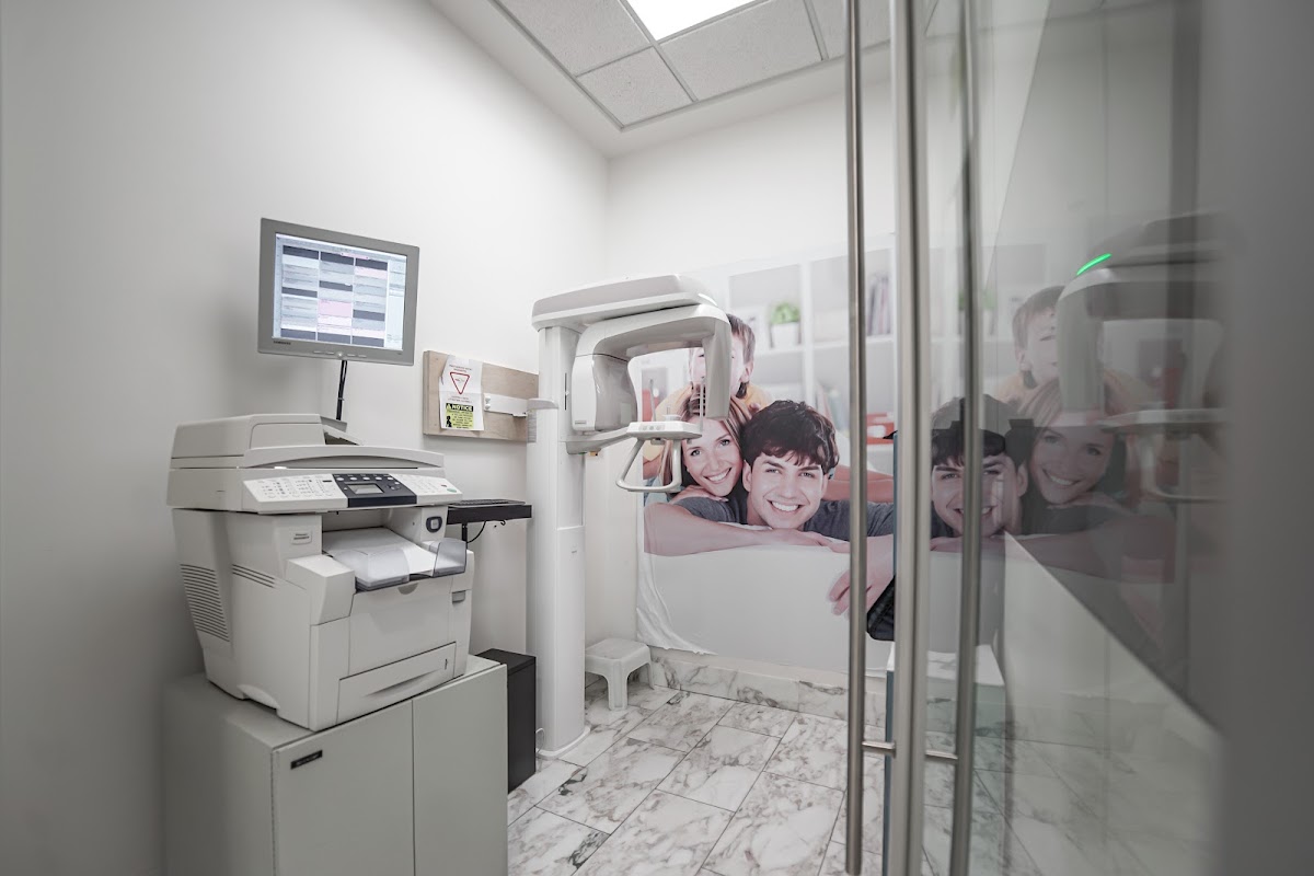 Richmond Centre Dental Clinic dental clinic in Richmond - Photo 4
