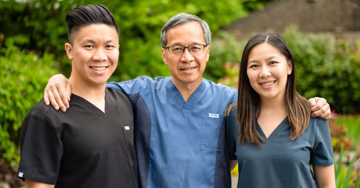 Lee Family Dentistry - Dr. Janson Lee, Dr. Anika Lee, Dr. John Lee - dental clinic in Vancouver - Photo 1