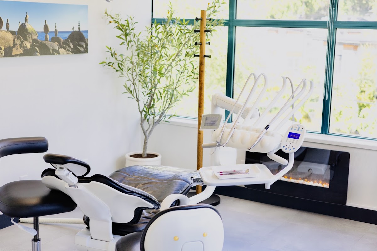 Ardent Dental dental clinic in North Vancouver - Photo 2