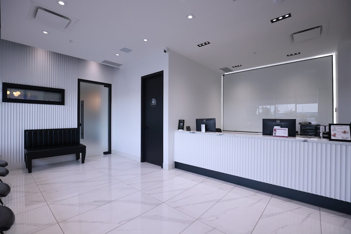 Oris Dental Clinics - Dental Surgery & Implant Specialists - Pediatric Dentistry - Orthodontics dental clinic in Richmond Hill - Photo 4