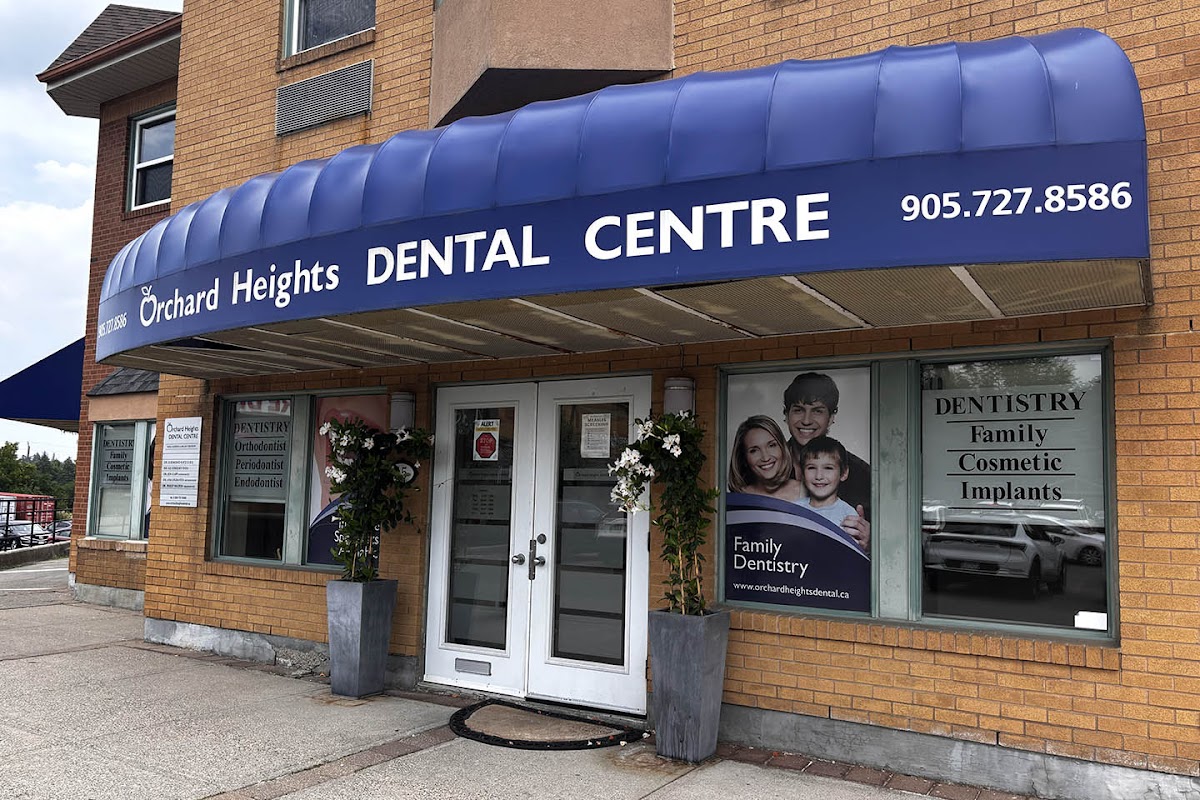 Orchard Heights Dental Centre dental clinic in Aurora - Photo 1