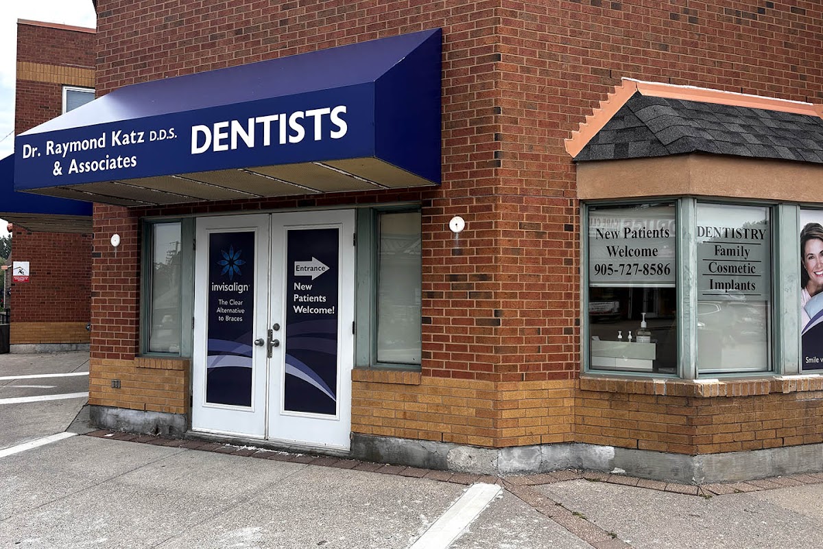Orchard Heights Dental Centre dental clinic in Aurora - Photo 2