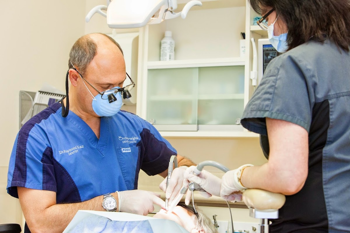 Orchard Heights Dental Centre dental clinic in Aurora - Photo 7