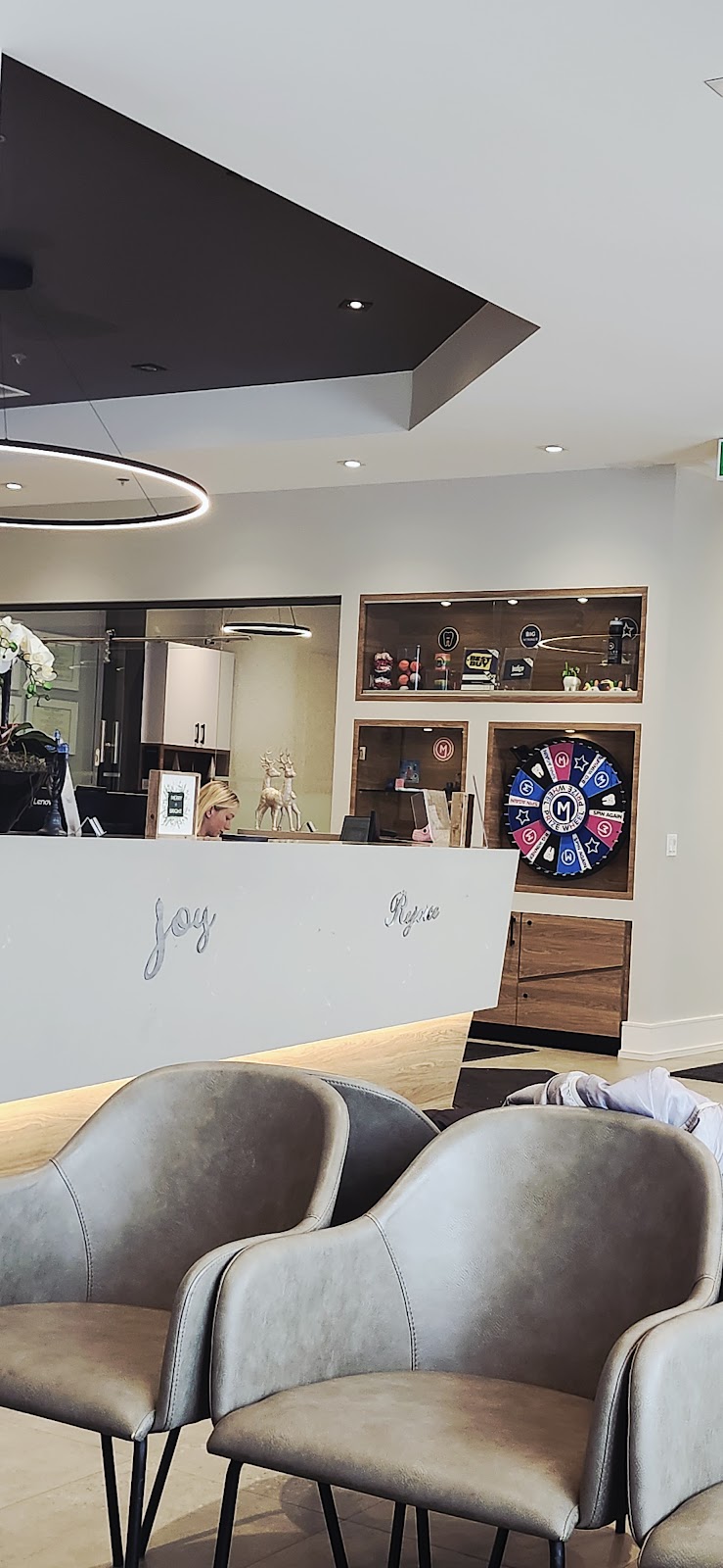 Miller Orthodontics dental clinic in Newmarket - Photo 6