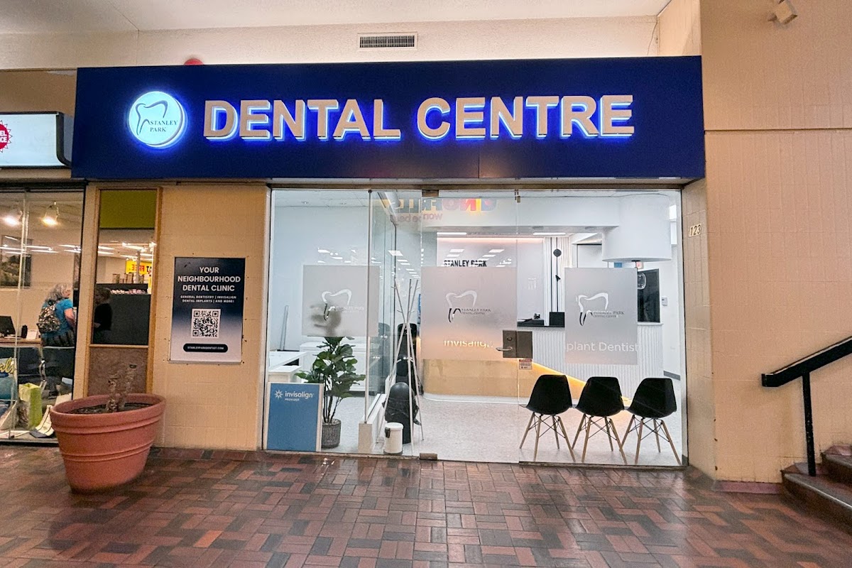 Stanley Park Dental Centre dental clinic in Vancouver - Photo 8