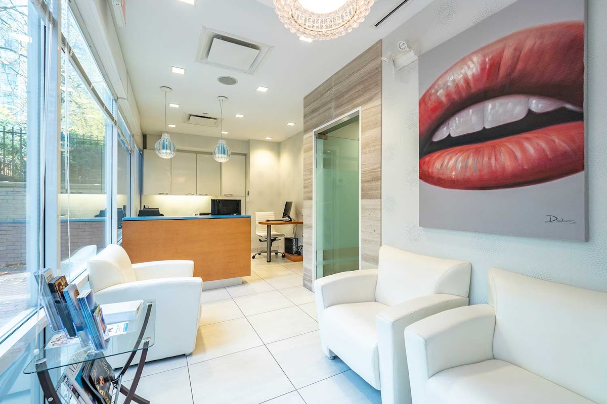 Alberni Family Dental dental clinic in Vancouver - Photo 3