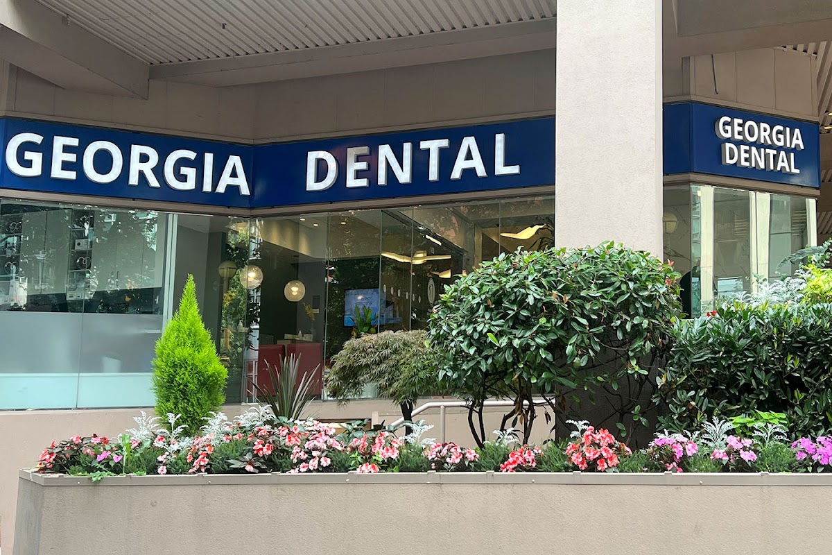 Georgia Dental Group dental clinic in Vancouver - Photo 2
