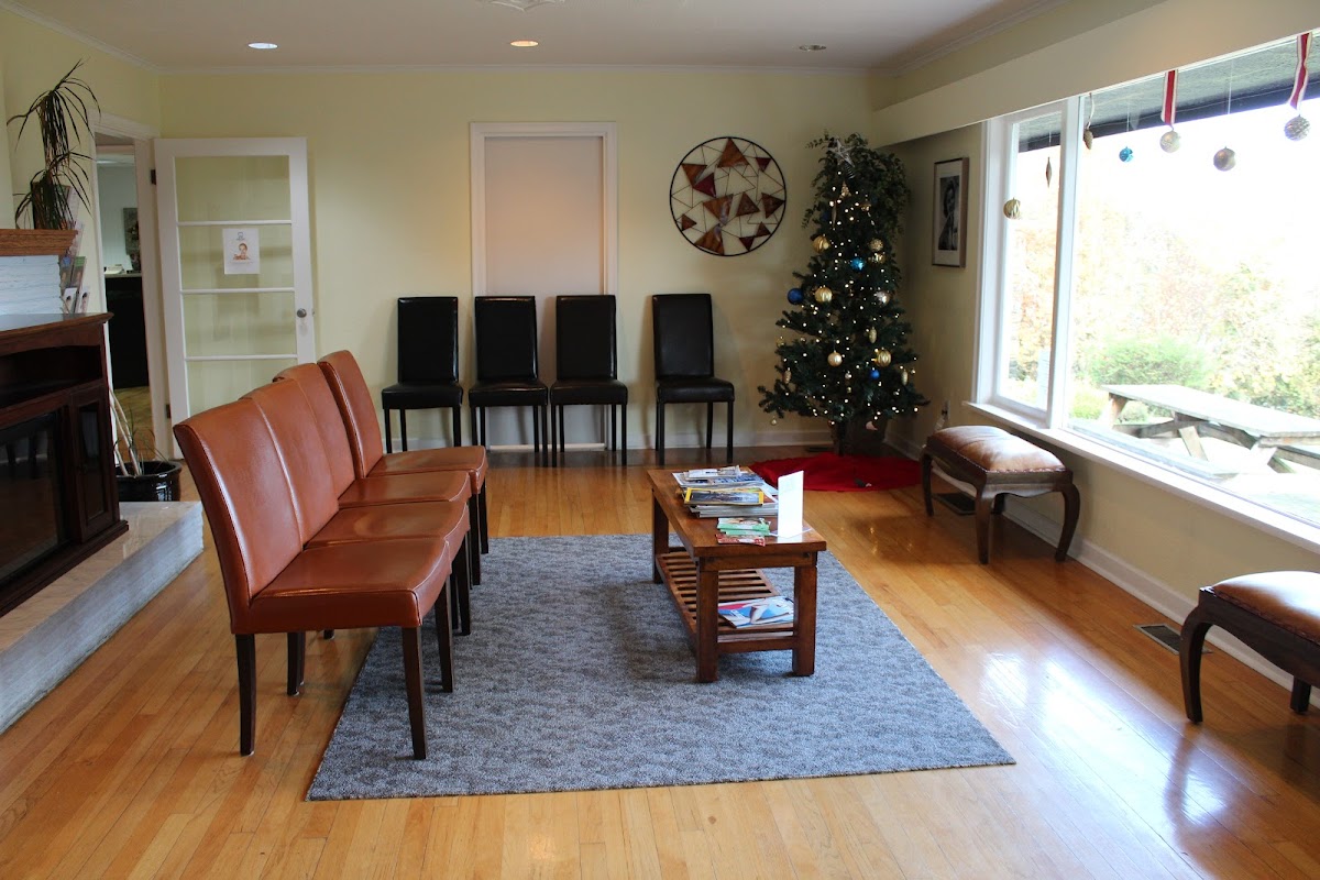 Bakerview Dental Centre dental clinic in Victoria - Photo 6