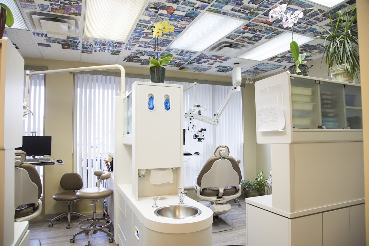Dogwood Family Dentistry Centre (Dr. Jane Wrinch) dental clinic in Victoria - Photo 3