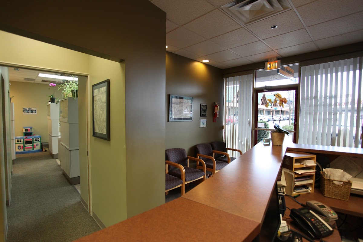 Dogwood Family Dentistry Centre (Dr. Jane Wrinch) dental clinic in Victoria - Photo 5