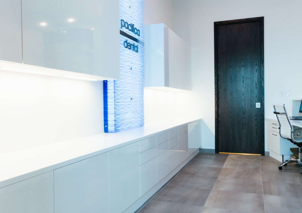 Pacifica Dental dental clinic in Victoria - Photo 2