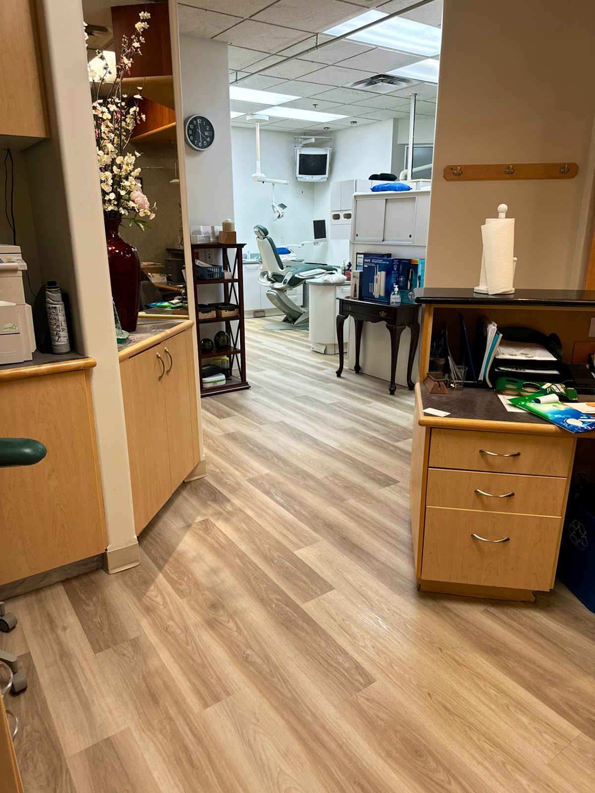 Pacific Coast Dental dental clinic in Victoria - Photo 1