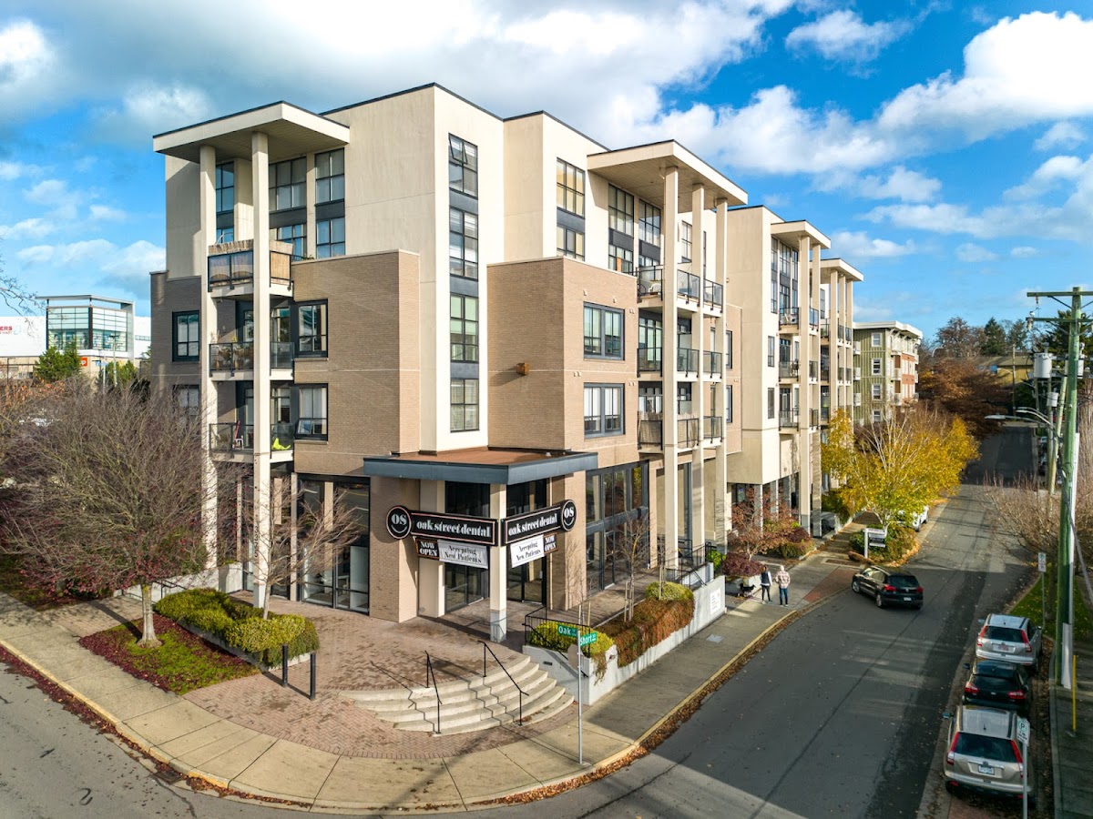 Oak Street Dental dental clinic in Victoria - Photo 4