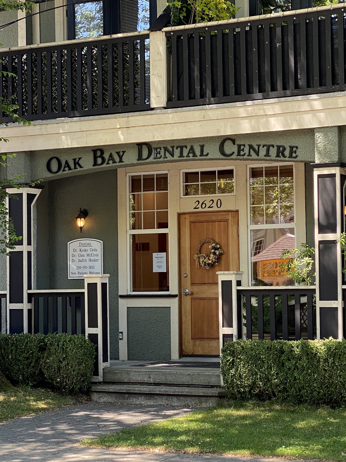 Oak Bay Dental Centre dental clinic in Victoria - Photo 4