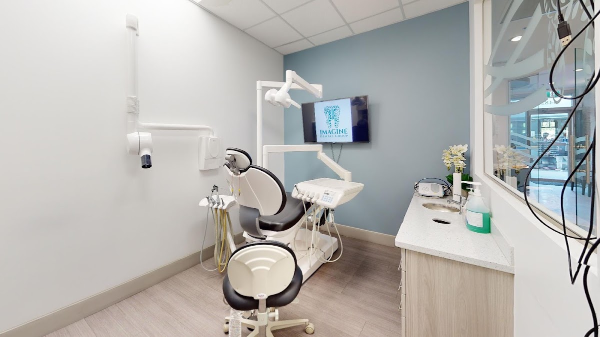 Imagine Dental Group dental clinic in Vancouver - Photo 2