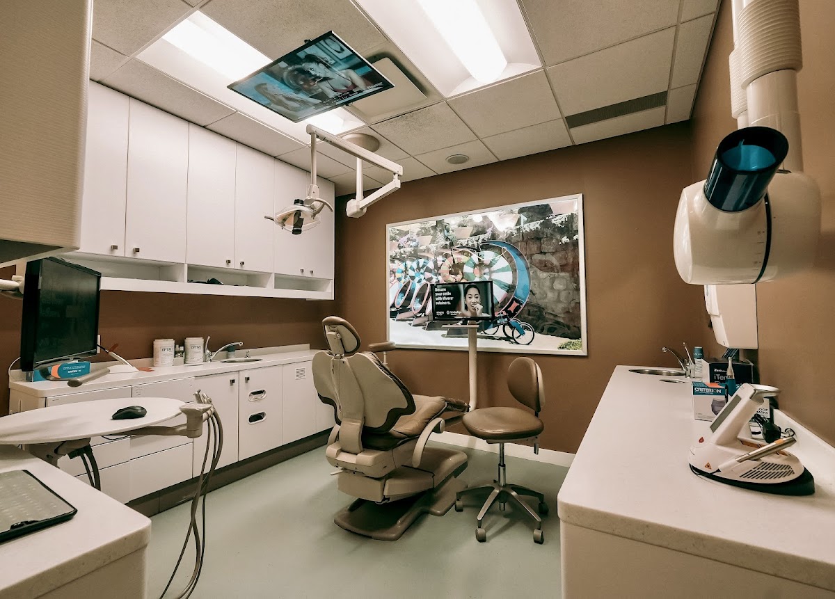 Cambie Broadway Dental Vancouver dental clinic in Vancouver - Photo 2