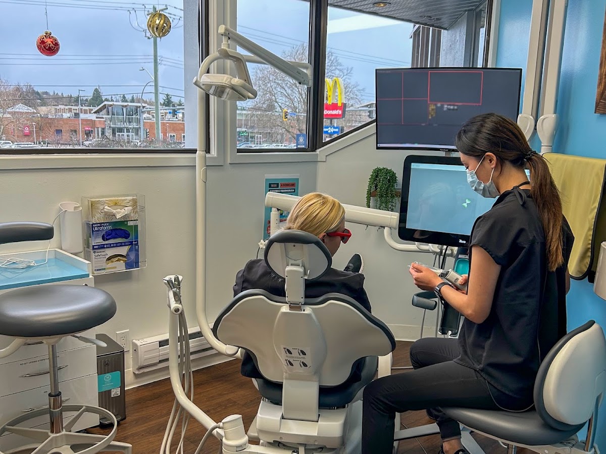 Oaklands Dental dental clinic in Victoria - Photo 1