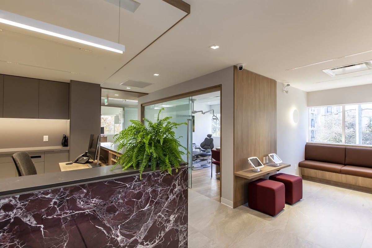 Paradigm Orthodontics- Oak Bay dental clinic in Victoria - Photo 2