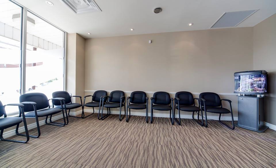 Mount Royal Dental dental clinic in Burlington - Photo 9