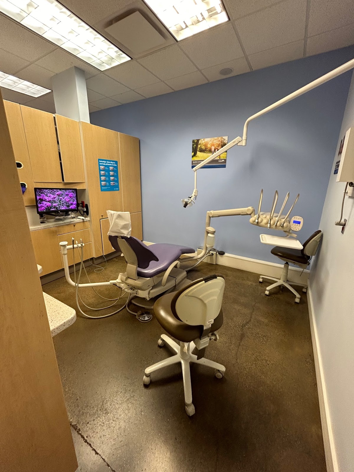 James Bay Dental dental clinic in Victoria - Photo 2