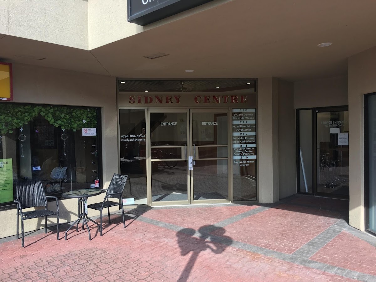 Sidney Centre Family Dentistry dental clinic in Sidney - Photo 6