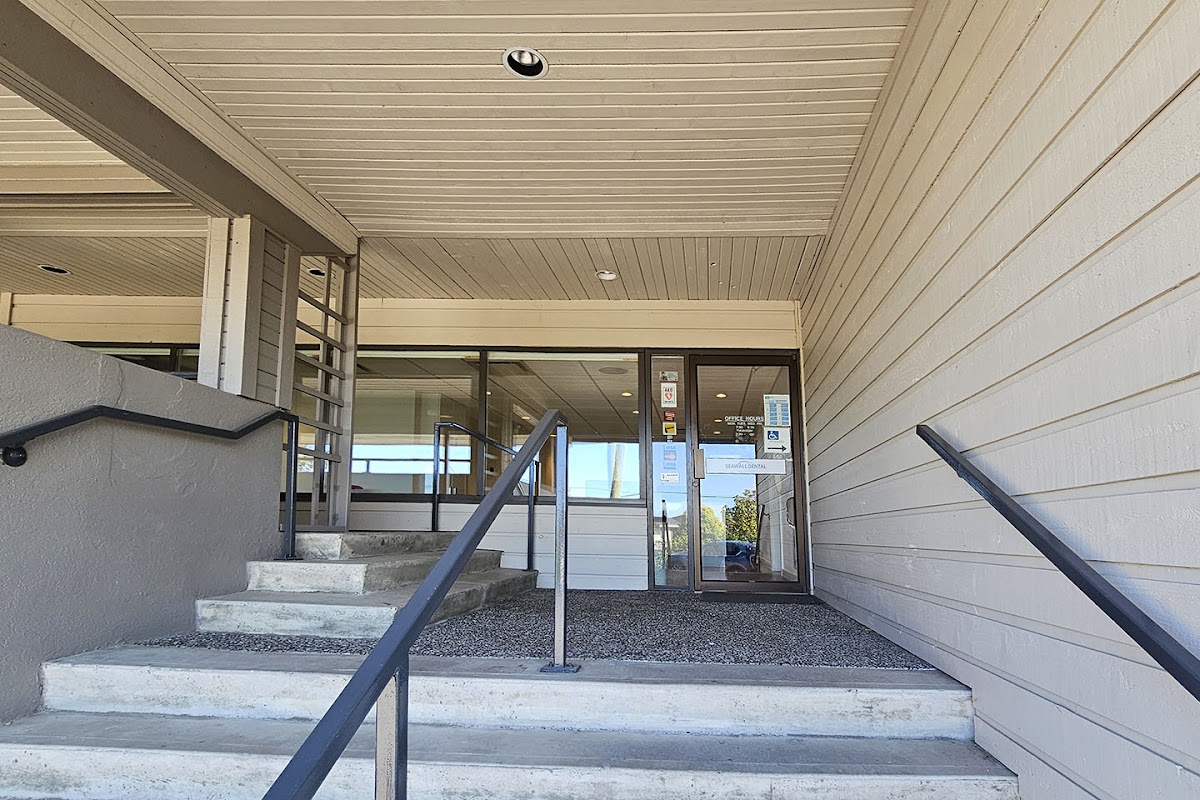 Seawall Dental dental clinic in West Vancouver - Photo 7