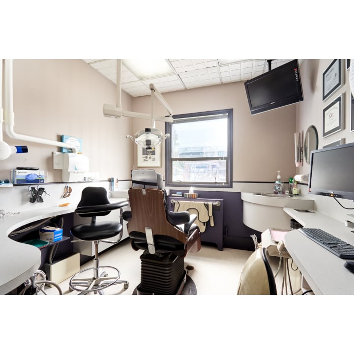 Broadway Station Dental dental clinic in Vancouver - Photo 7