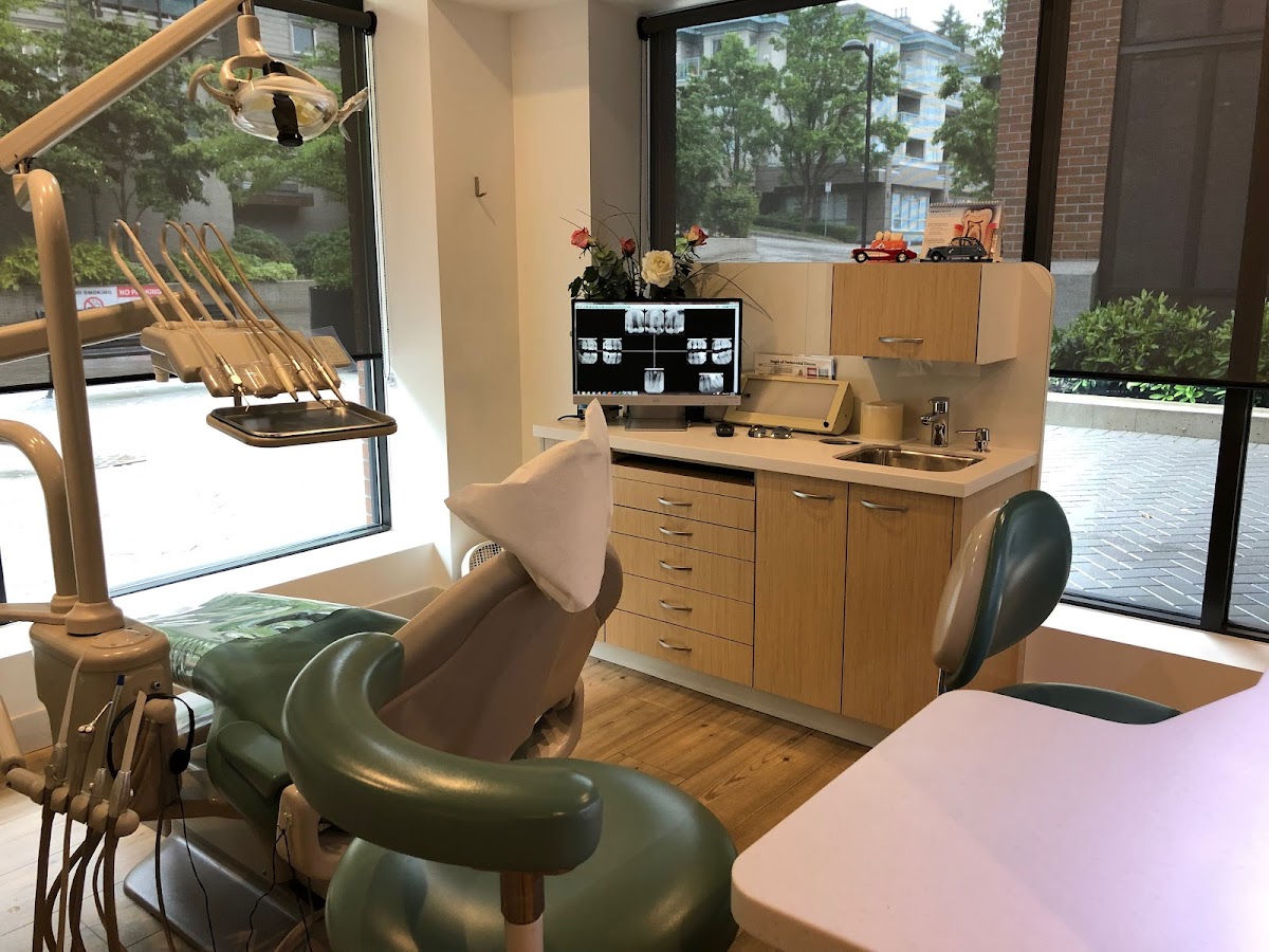 Marine Dental Clinic dental clinic in North Vancouver - Photo 3