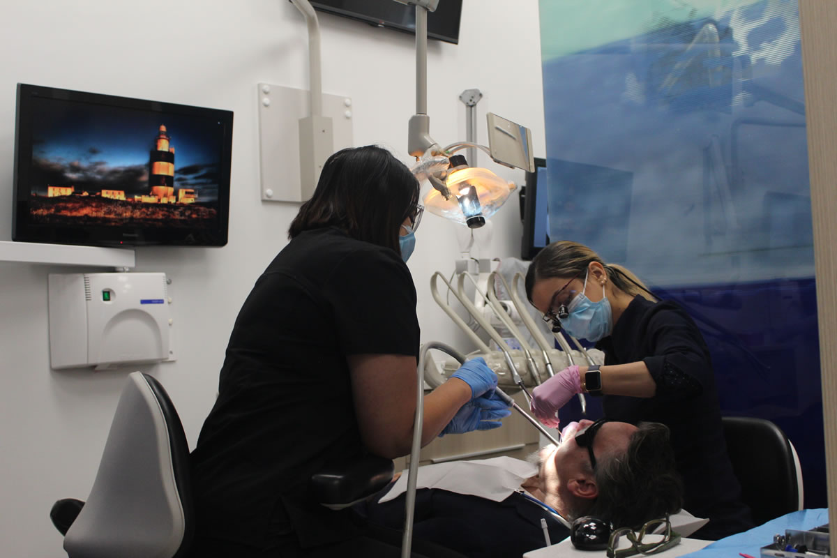 West Van Dental Group dental clinic in West Vancouver - Photo 8