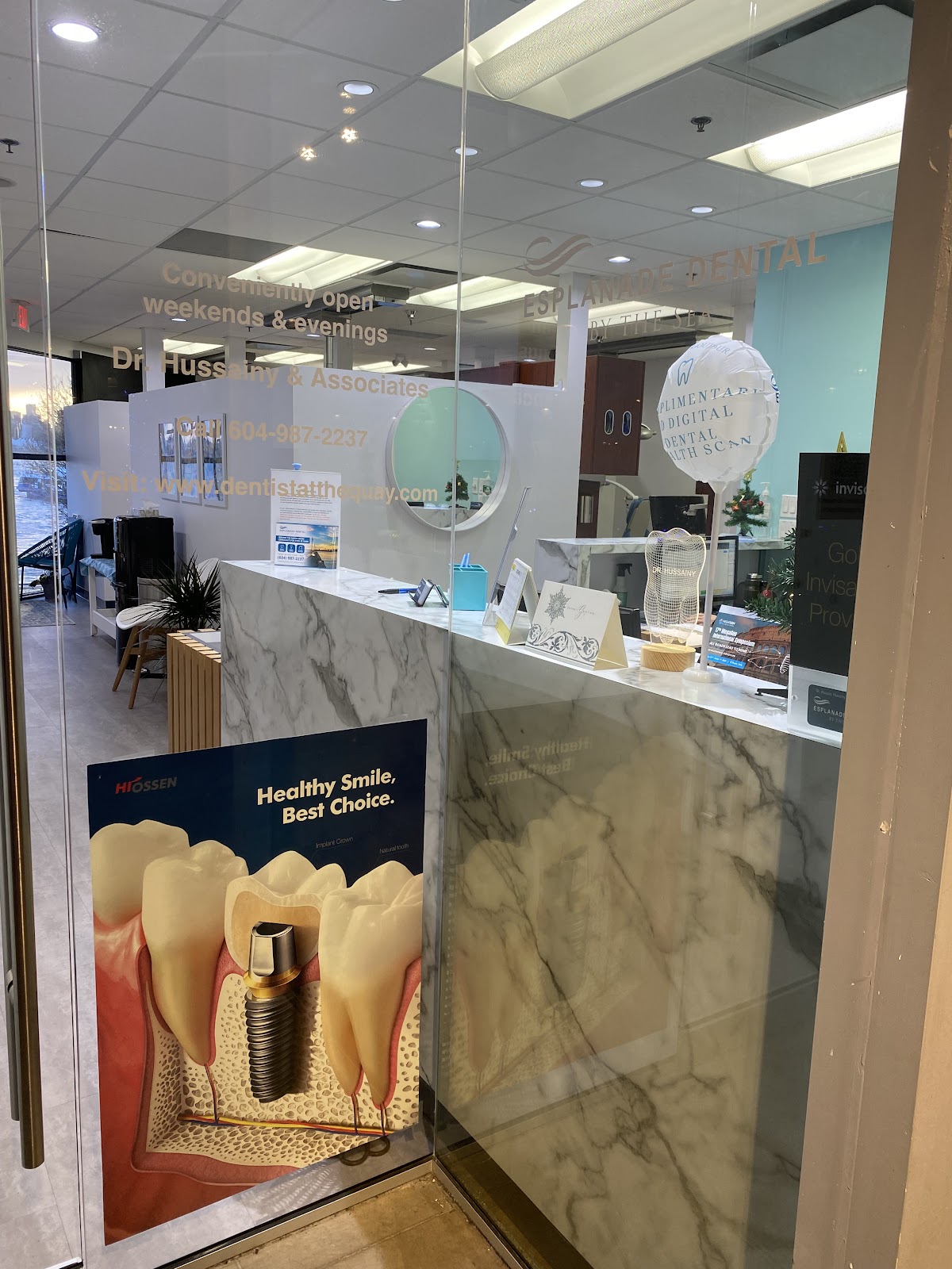 Esplanade Dental Centre dental clinic in North Vancouver - Photo 4