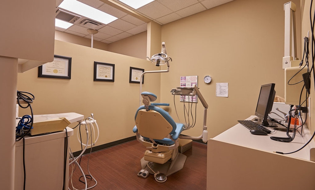 Oakmount Dental Burnaby dental clinic in Burnaby - Photo 2