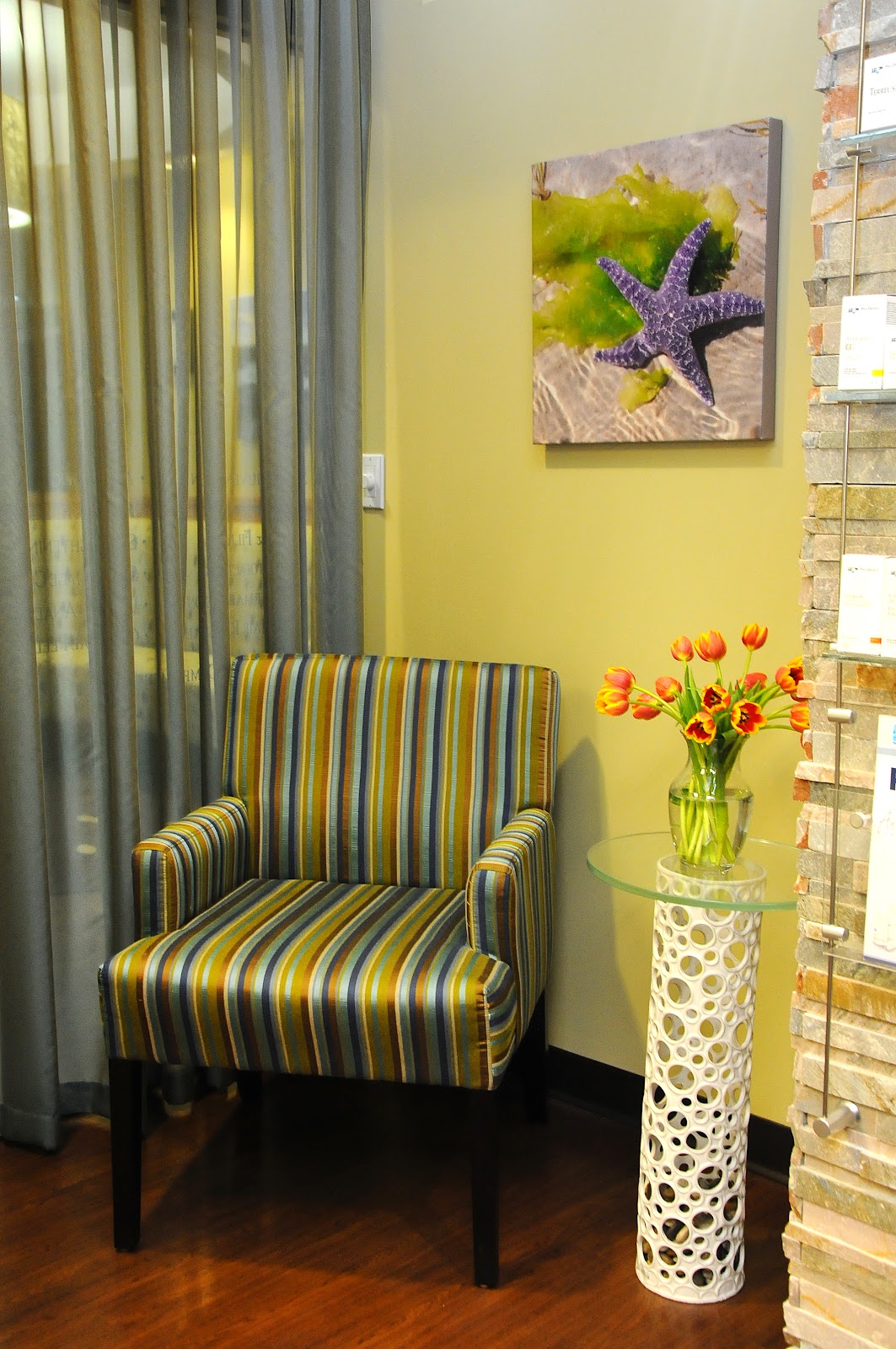 Canyon Dental Centre - North Vancouver dental clinic in North Vancouver - Photo 3