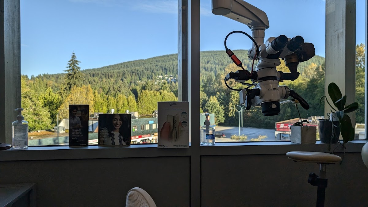 Canyon Dental Centre - North Vancouver dental clinic in North Vancouver - Photo 5
