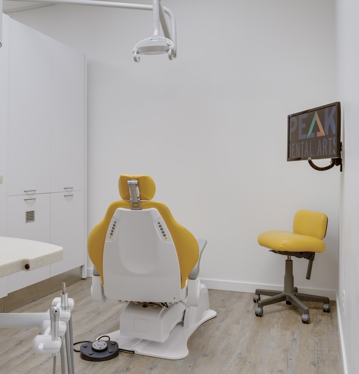 Peak Dental Arts - Lower Lonsdale dental clinic in North Vancouver - Photo 4