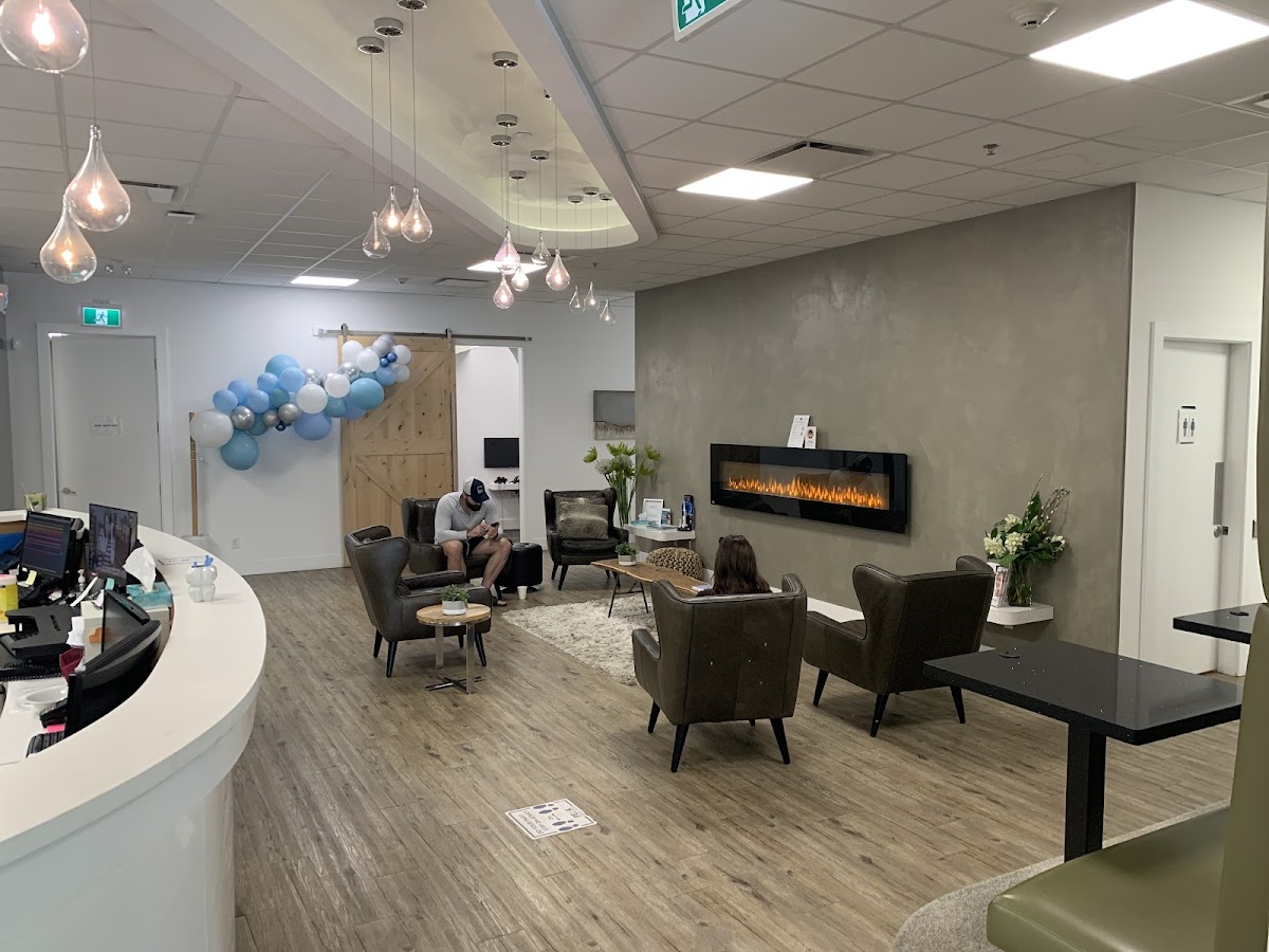 Peak Dental Arts - Marine Drive dental clinic in North Vancouver - Photo 3