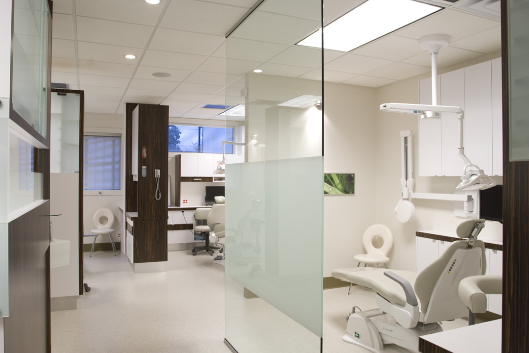 Capitol Hill Dental Clinic - Dr. Wong dental clinic in Burnaby - Photo 5
