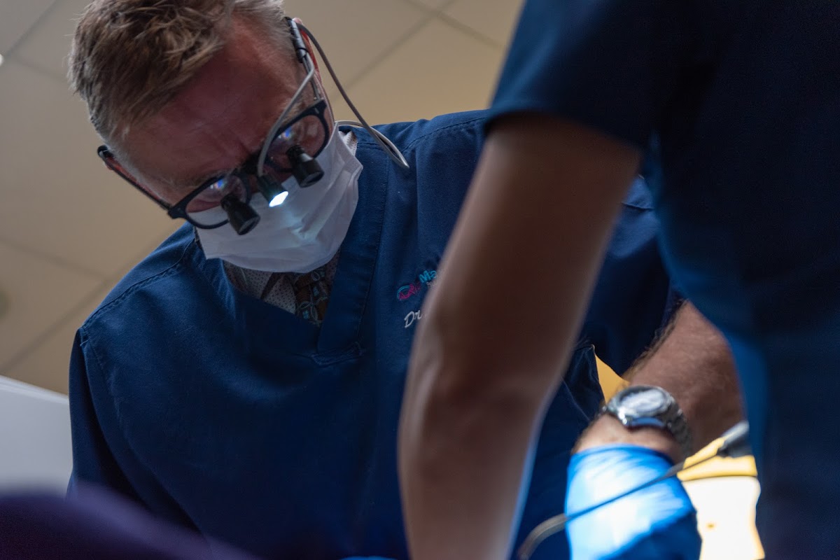 Burnaby Dental & Implant Centre dental clinic in Burnaby - Photo 7